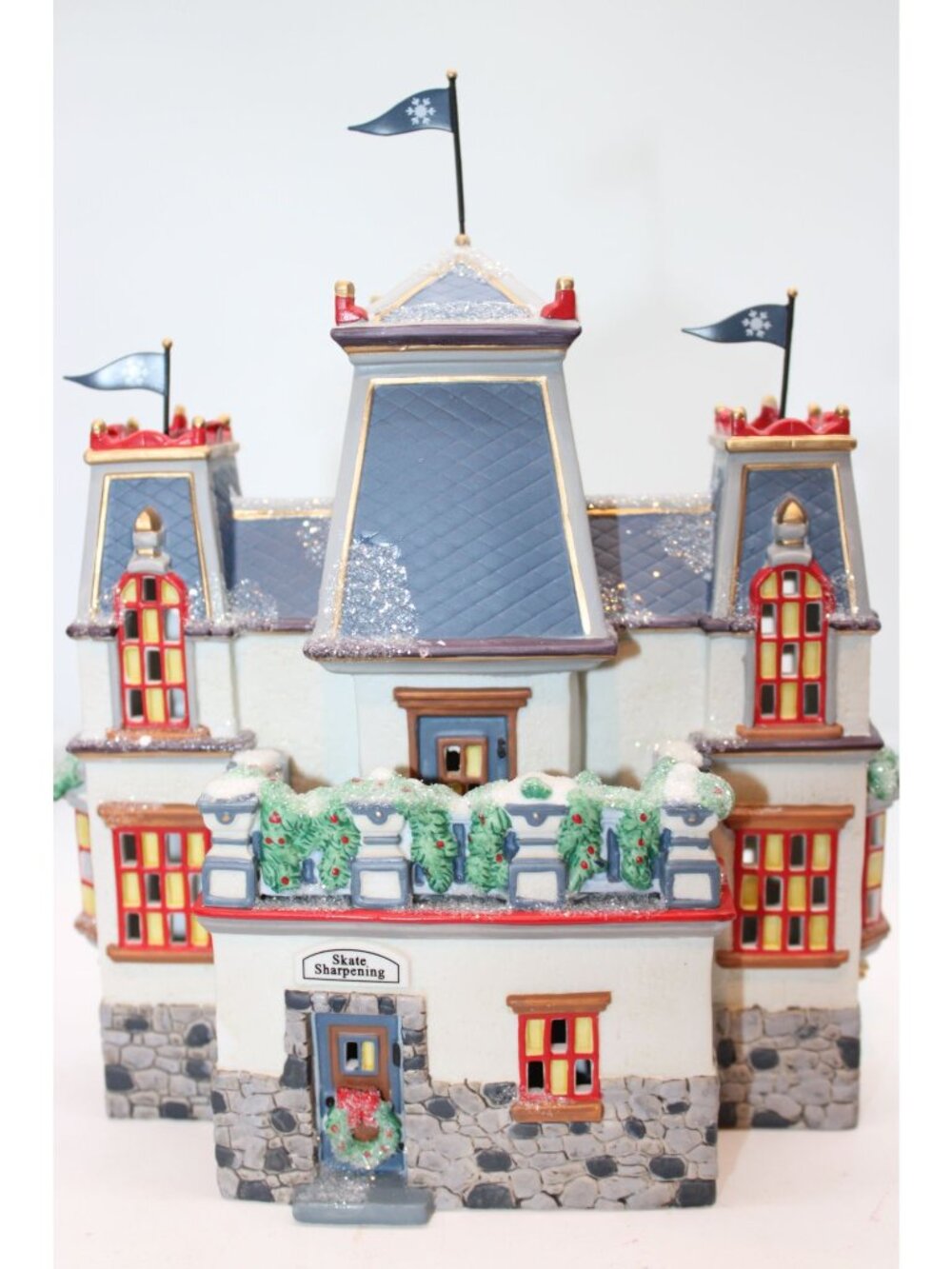 Dept 56 North Pole Village - Glacier Park Pavilion - Picture 4 of 11